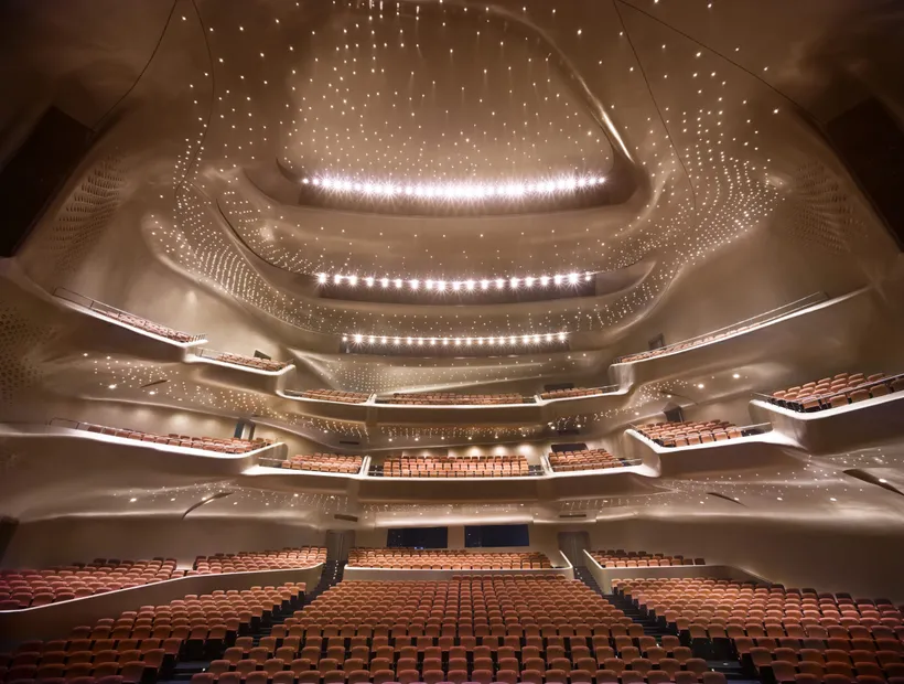 Zaha Hadid Architects, Guangzhou Opera House, Auditorium interior, Guangzhou, China, 2010 © Virgile Simon Bertrand