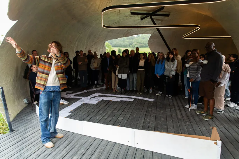 Drawing Matter, Architectural Summer School , Presentation at Radić Pavilion , Hauser & Wirth, Somerset, United Kingdom, 2023 © Clare Walsh
