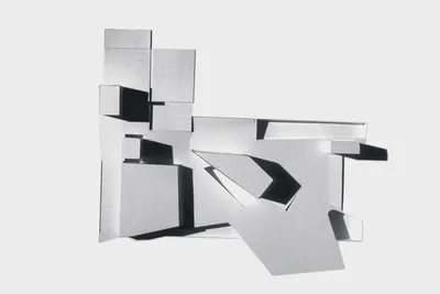Zaha Hadid Architects, CAC: Contemporary Arts Center, Relief model, Cincinnati, USA, 2003, White card and foamcore © Zaha Hadid Foundation