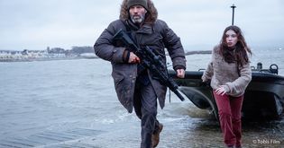Artikel Film-Kritik: Shelter – Action mit überraschend viel Herz