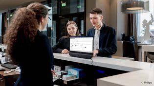 Artikel Philips zeigt Business-Monitor mit zwei nutzbaren Bildschirmseiten