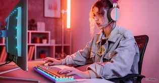 Artikel Philips Evnia bringt 4K-QD-OLED-Monitor mit 240 Hz und Ambiglow auf den Markt
