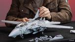 Top Gun: Revell bringt F-14A Tomcat als großes Klemmbaustein-Set