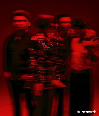 Artikel Musik-Kritik: Marmozets - CO.WAR.DICE.: Acht Jahre Pause und kein bisschen leiser