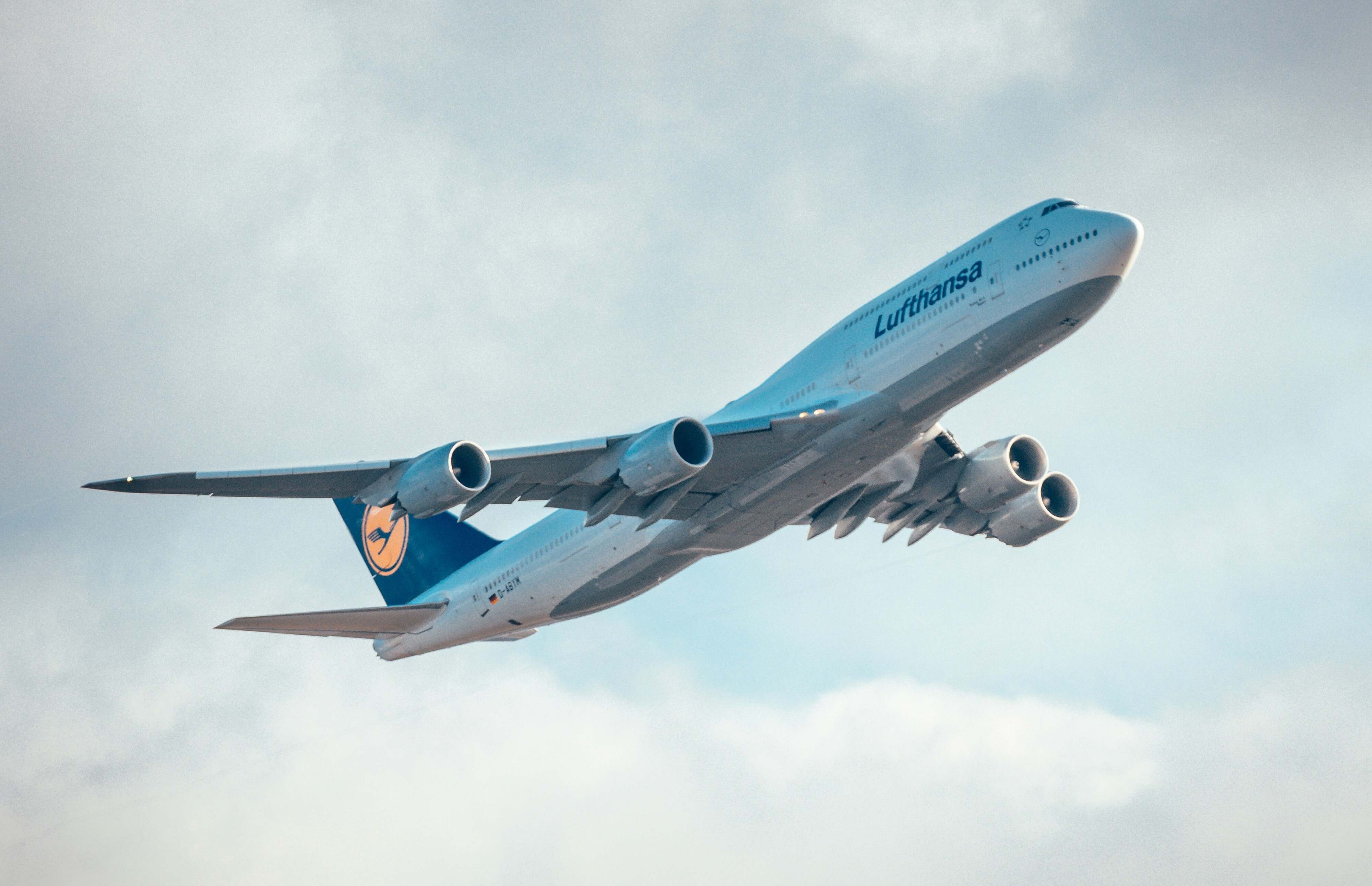 lufthansa-20fly-20-500kb