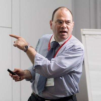 Drs. Jean Gieskens AC CCM QT