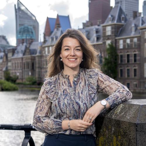 Dr. Rowie Huijbregts