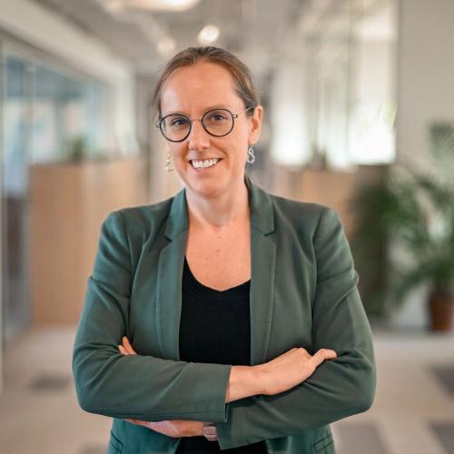 Dr. Tine Buyl