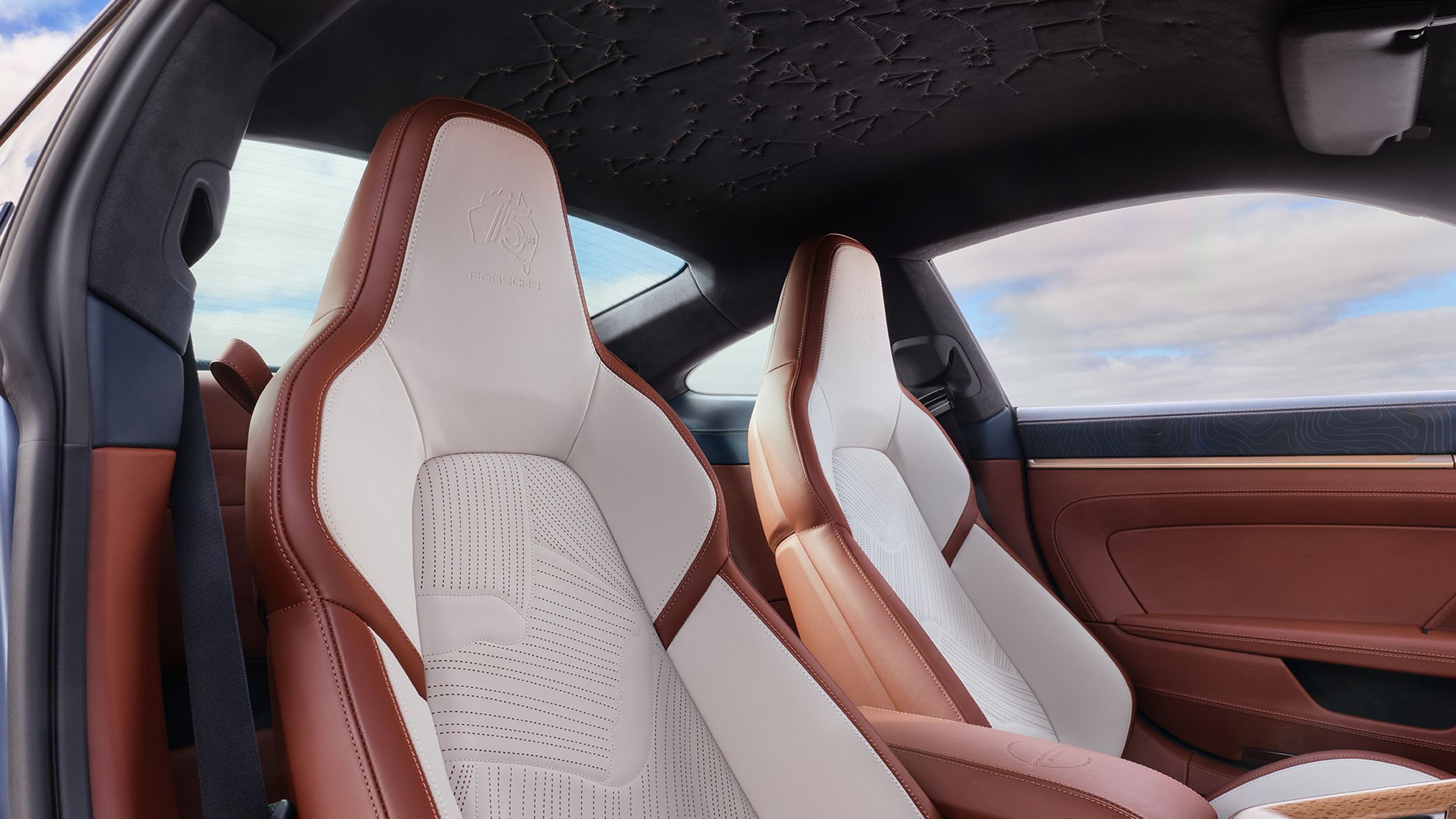 Close-up of the leather seats in the 911 Turbo S Land Down Under.