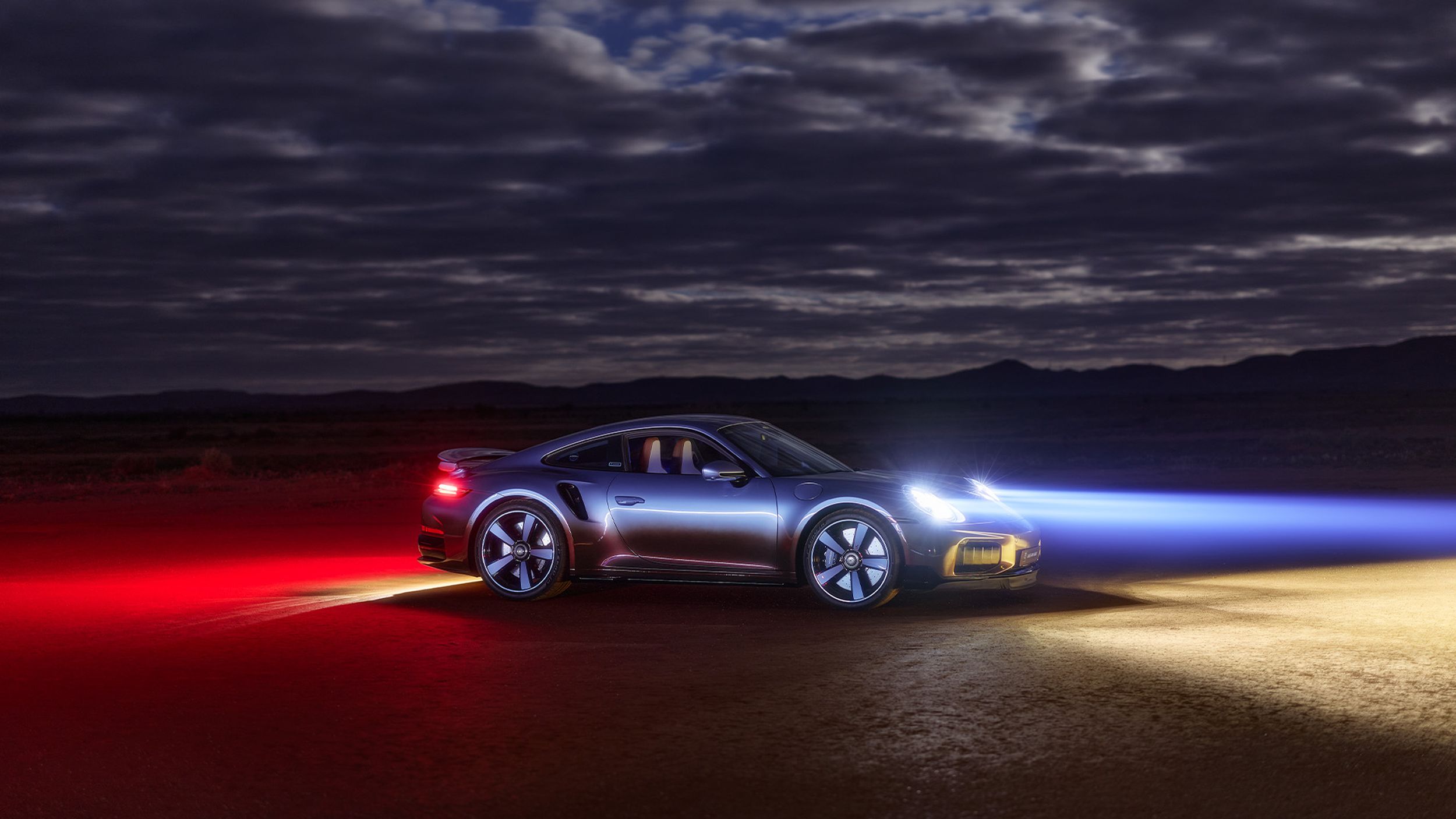 Night shot of the 911 Turbo S Land Down Under.