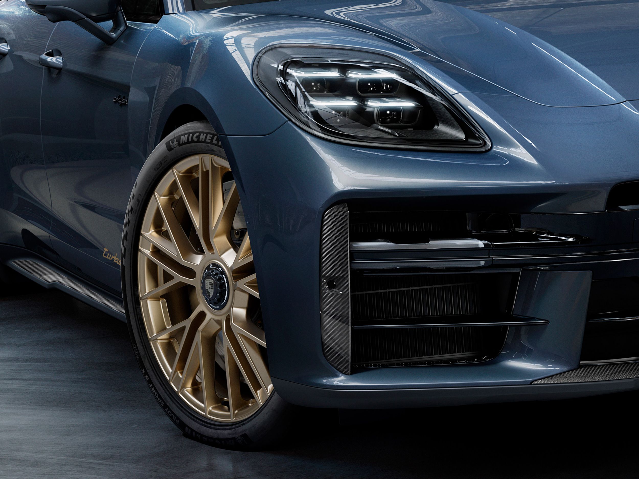 Detailed view of the HD Matrix  LED main headlight in Black (high-gloss) on the Porsche Exclusive Manufaktur Panamera Turbo S E-Hybrid.