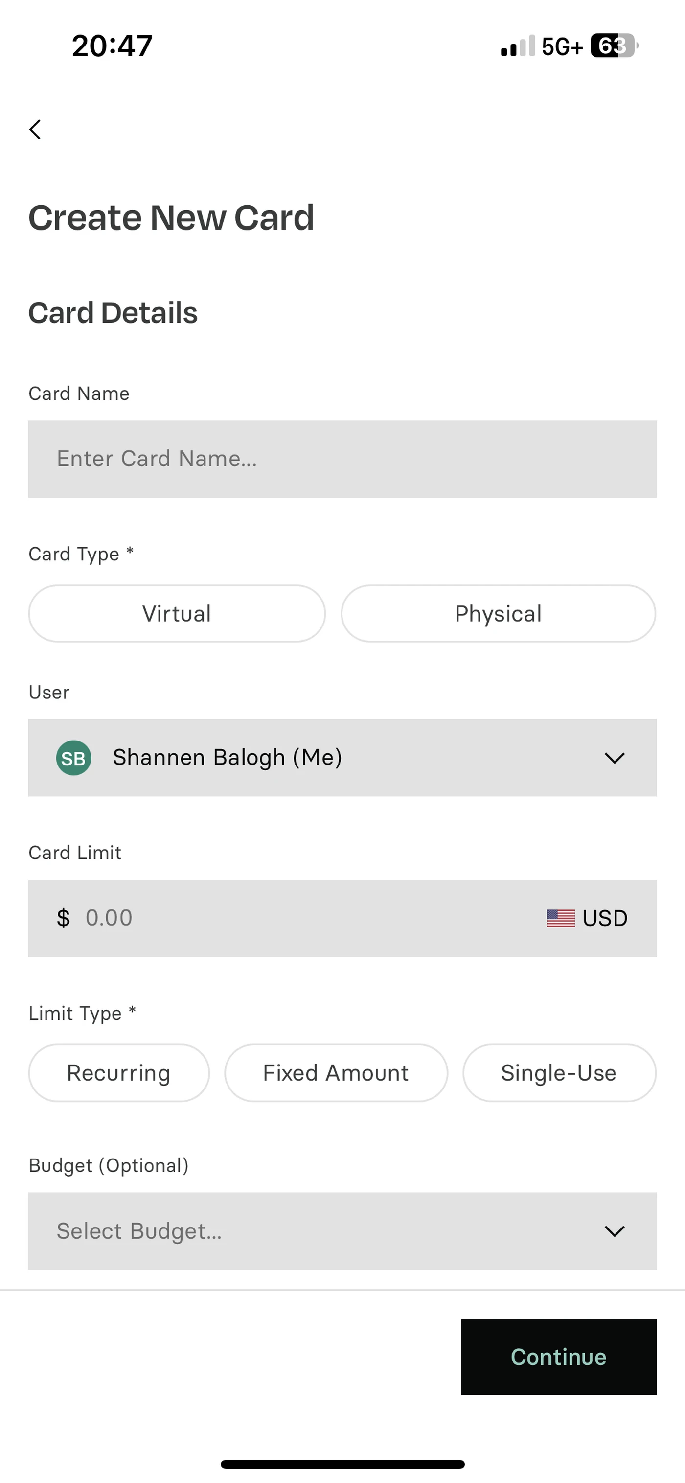Mobile screen showing a form to create a new card. Options include card name, type (virtual or physical), user, card limit, and budget.