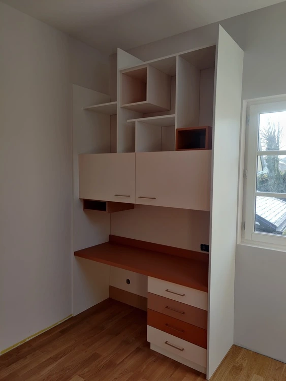 Coté gauche du volume