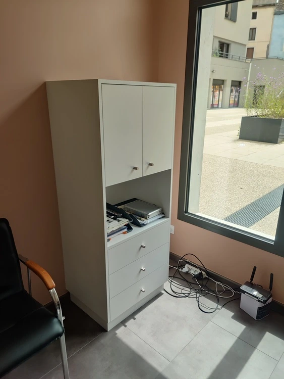 Colonnette bureau
