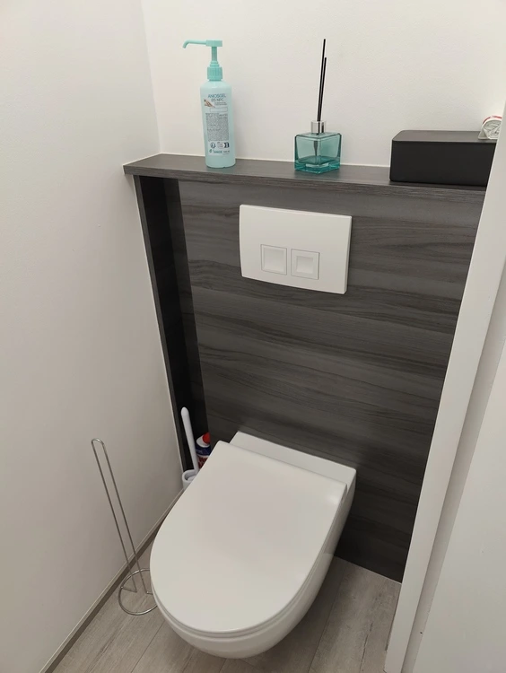 habillage et rangement wc