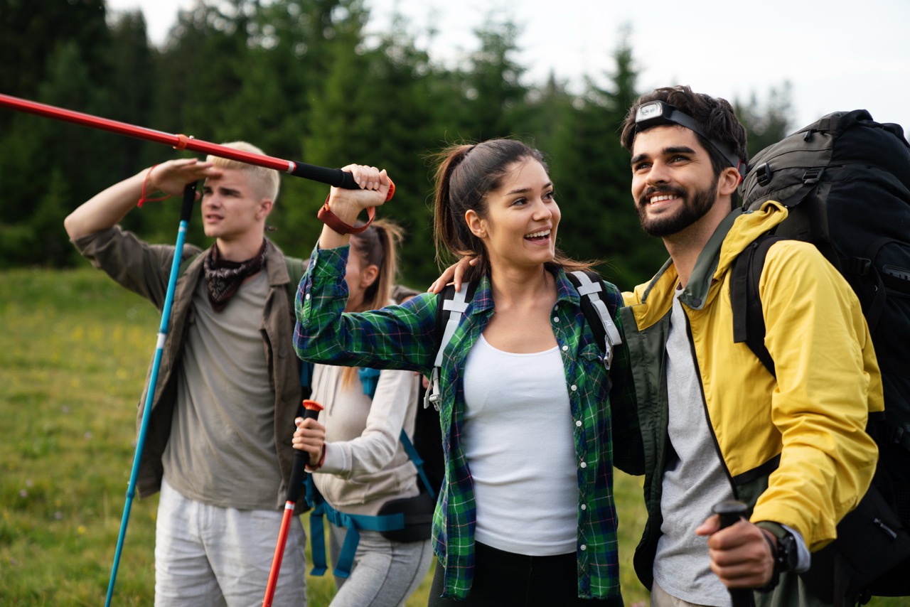 Zomerjas in de natuur voor trekking hiking kamperen en wildlife