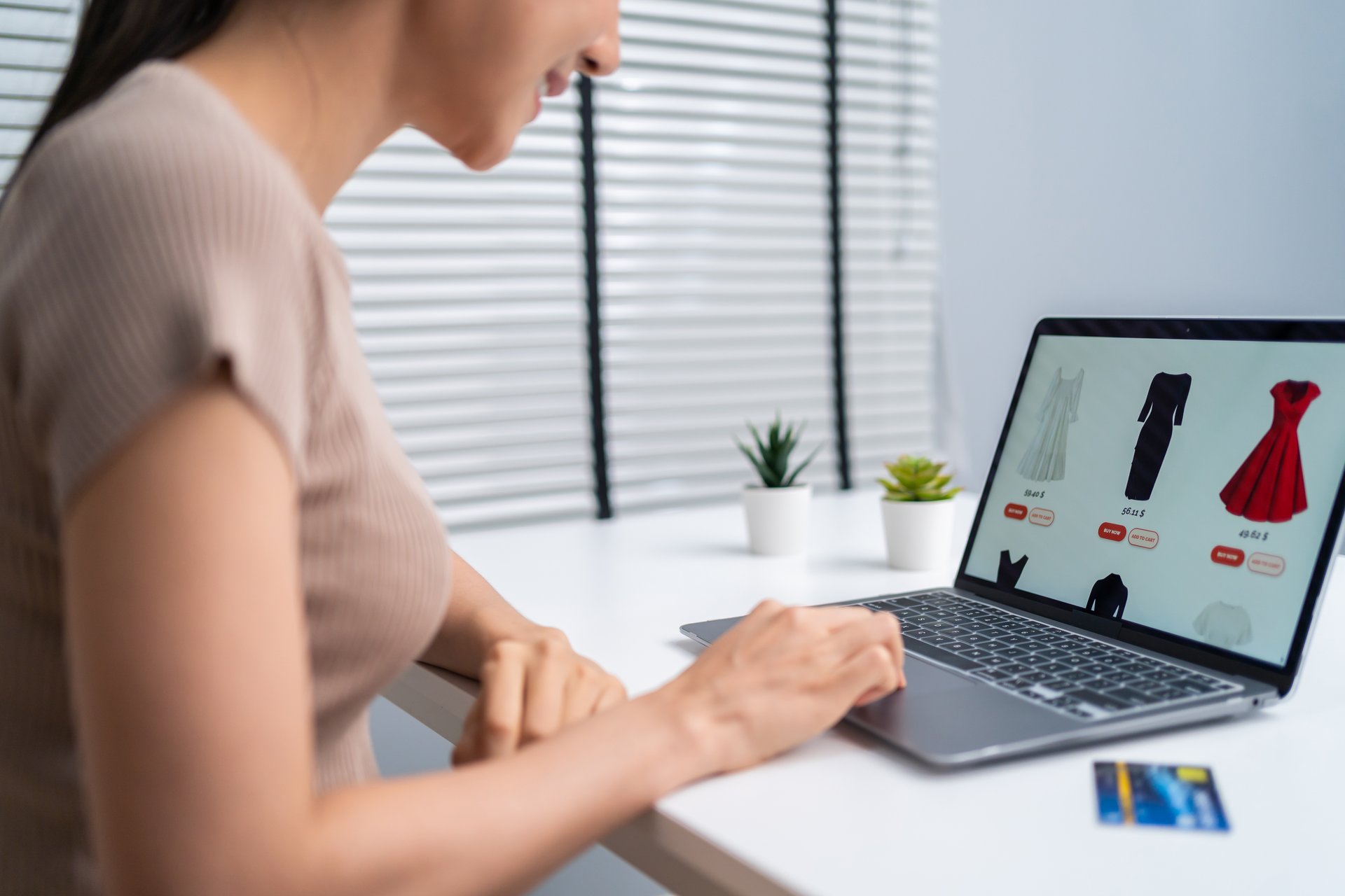 Online winkelen naar een jas