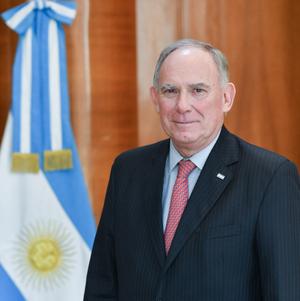 Luis E. Lucero