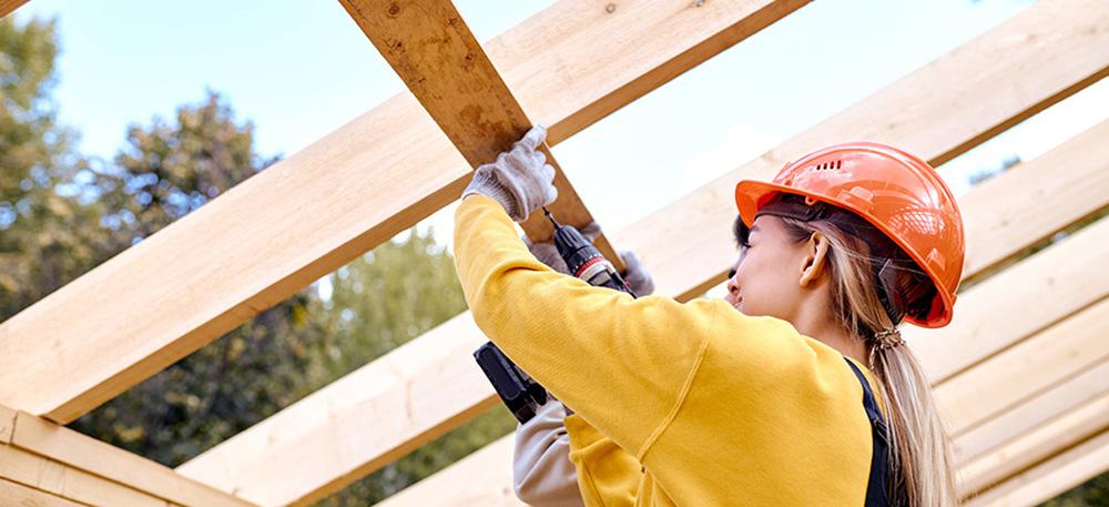 Wie wast de werkkledij: medewerkers of de werkgever?