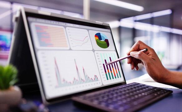 In May 2024, Mensura and Indiville teamed up to do a study among 1355 employees and 511 employers in Belgium. It turned out that 43% of Belgian companies do not monitor their absenteeism figures. 33% do try, but not regularly, while 23% does the job ‘meticulously’.