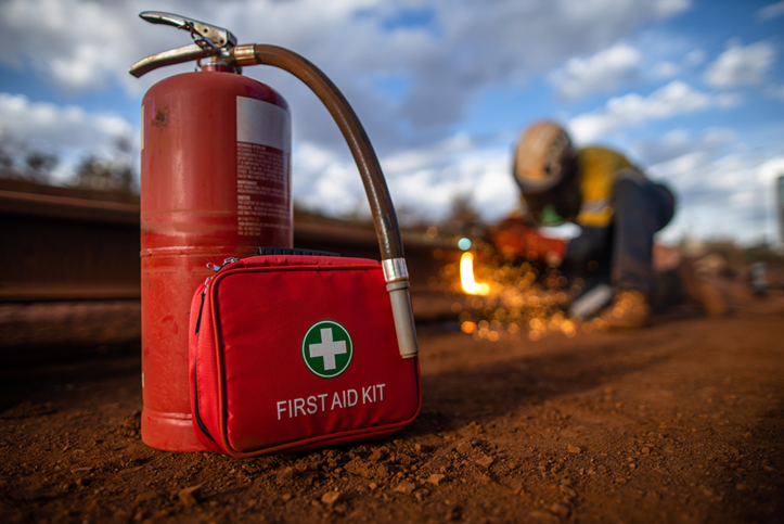 In this course, you acquire the relevant skills in one day so that you can take appropriate action in the event of an accident or starting a fire.