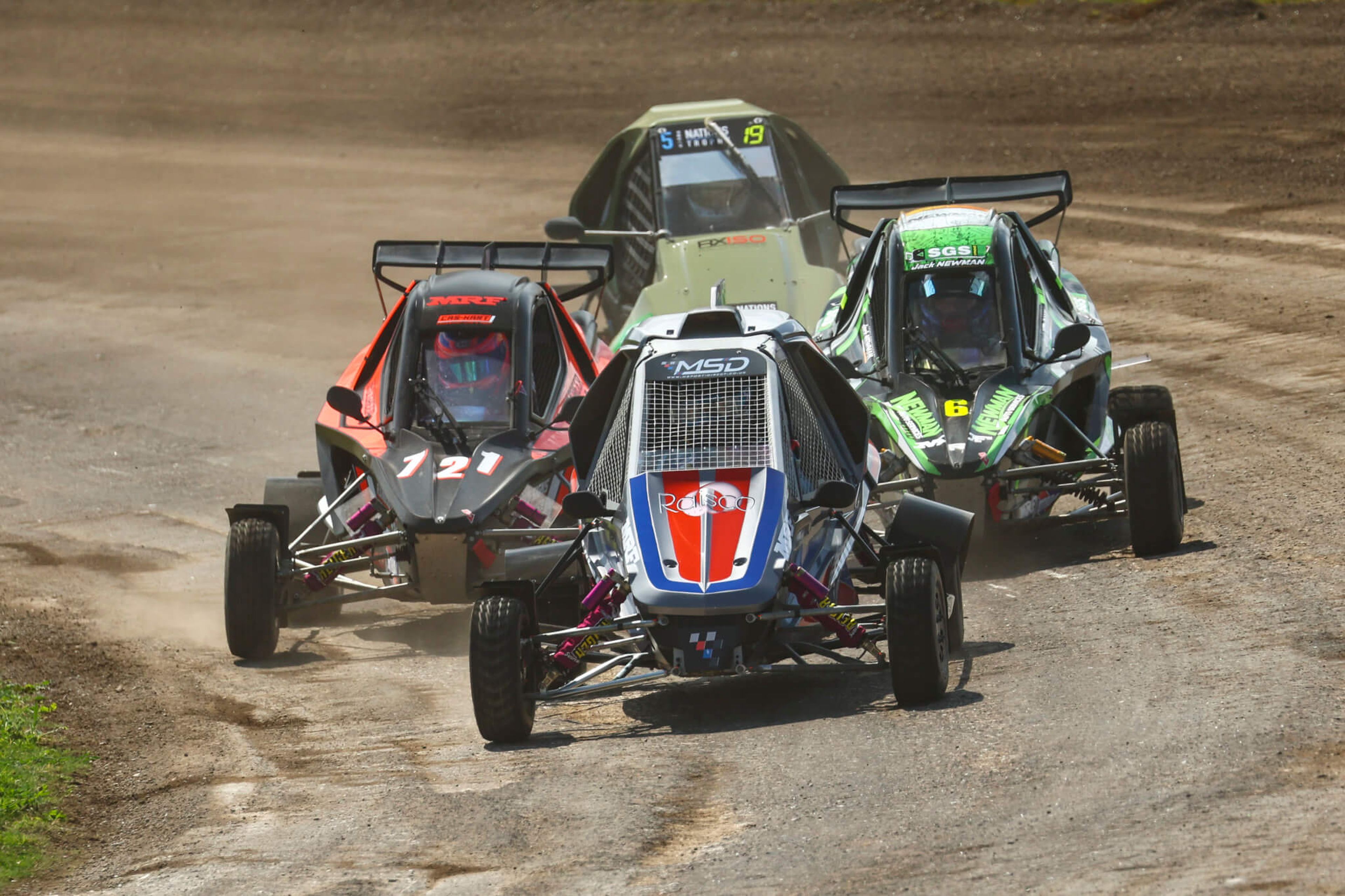 00-Cross-1TR35669jpg--2048x1365