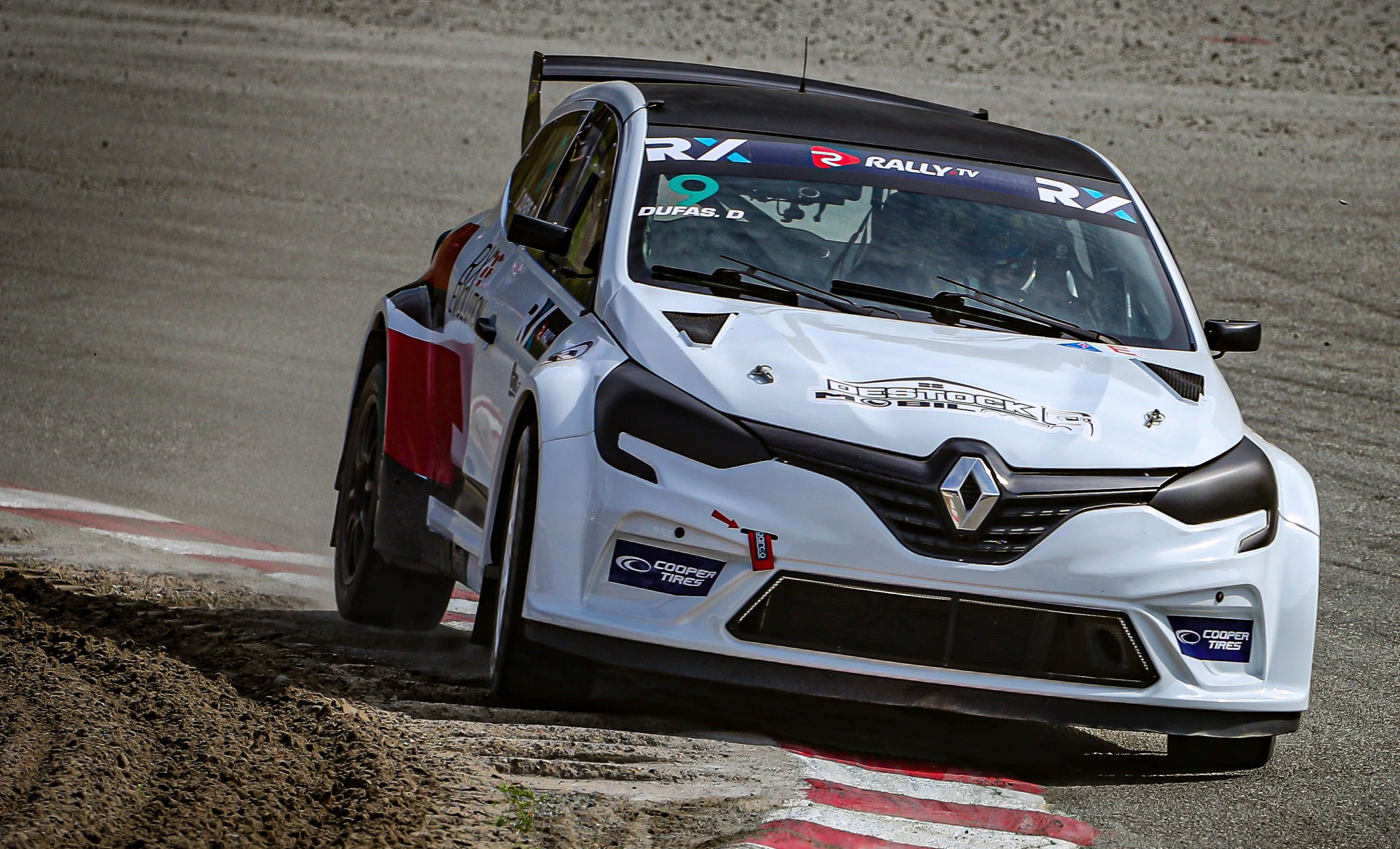 Dylan Dufas on-track in Euro RX3