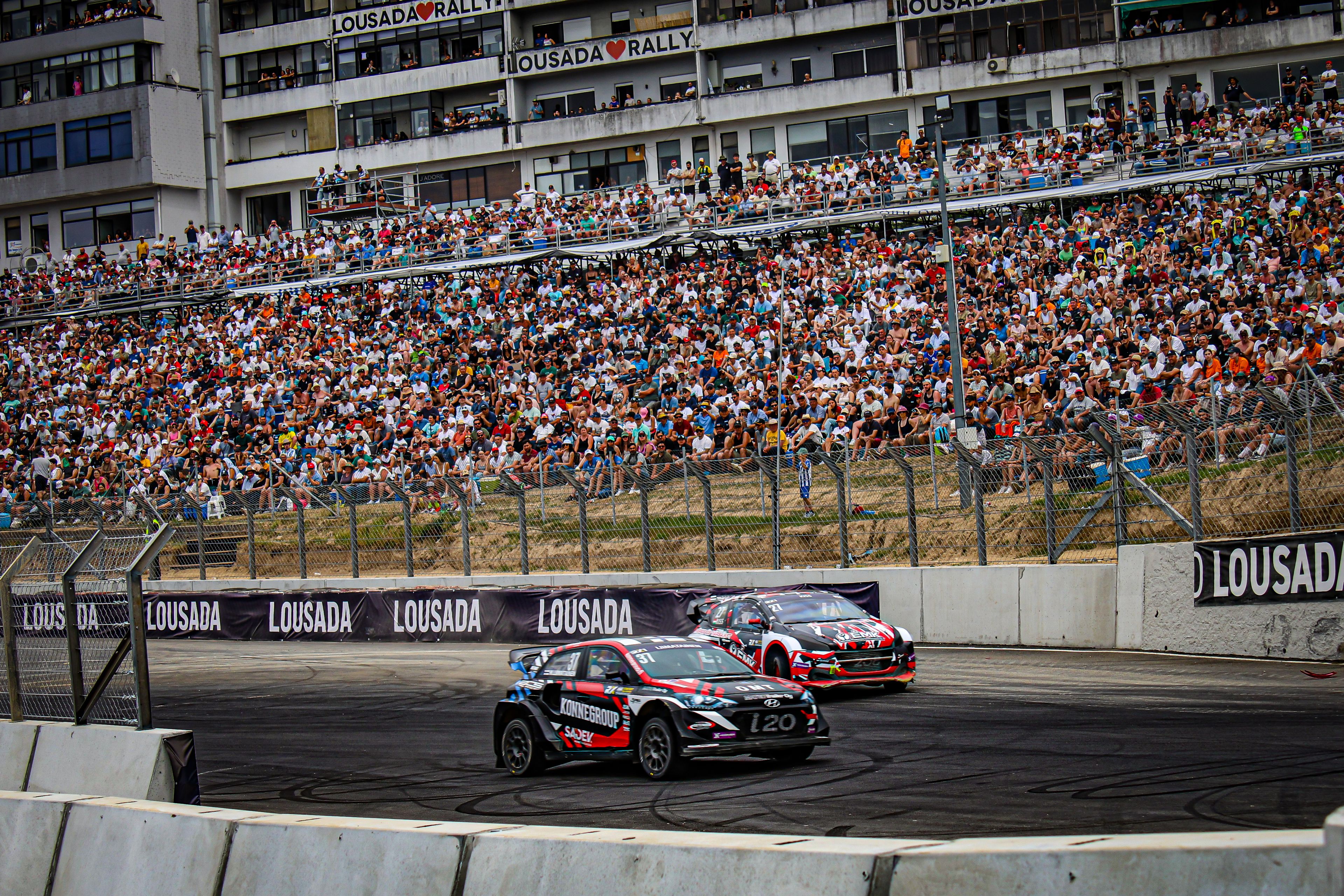 EuroRX1_First_corner_audience