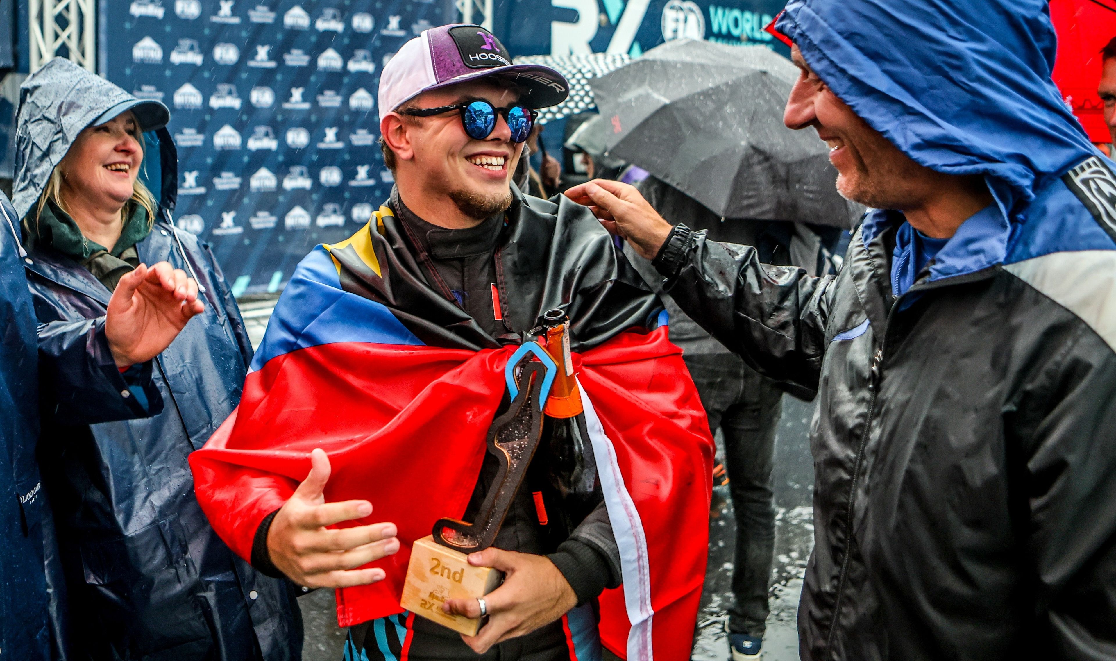 Nicolas Geleyns celebrates his second-place finish in Euro RX3 at World RX of Finland 2025 (3)