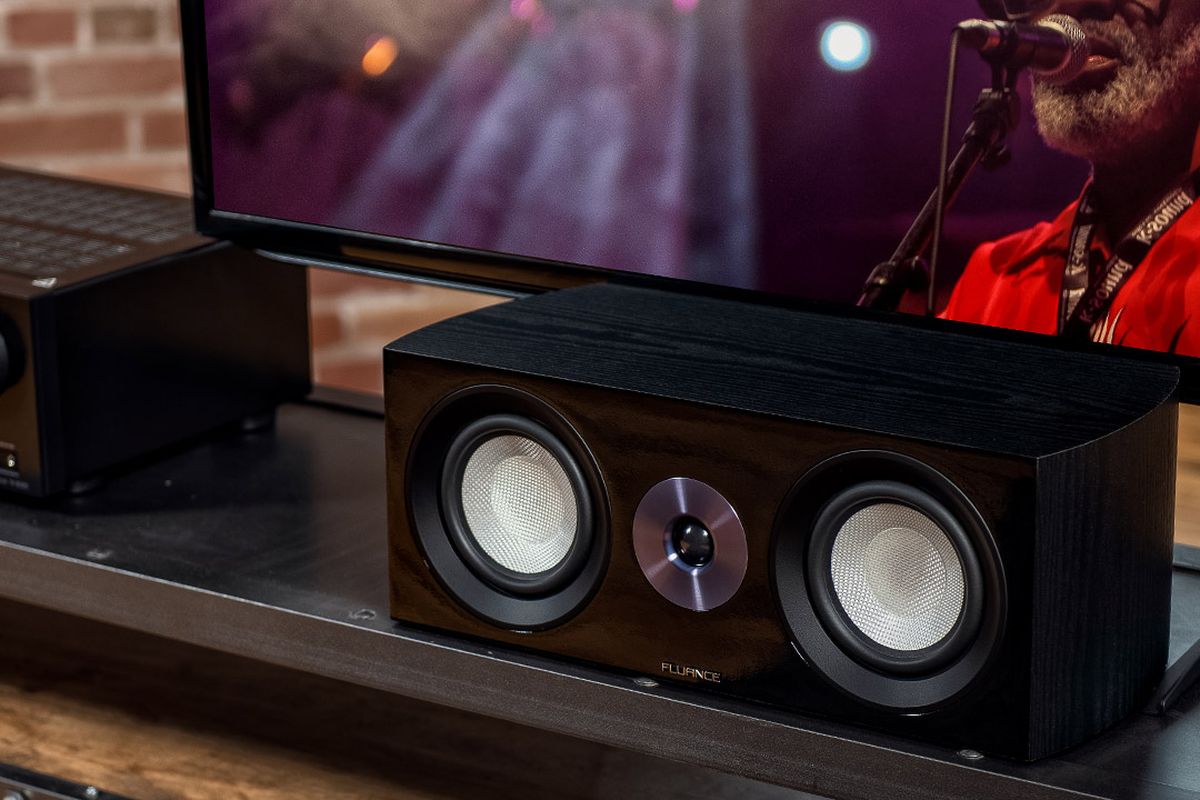 Reference Surround Sound Home Theater Channel with DB10 Subwoofer