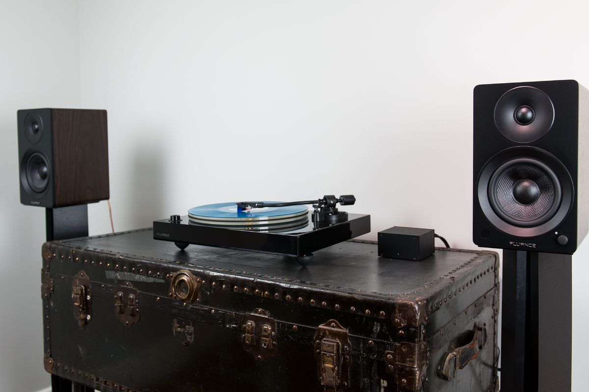 Powered Speakers Record Player Amplifier And Speakers Turntable