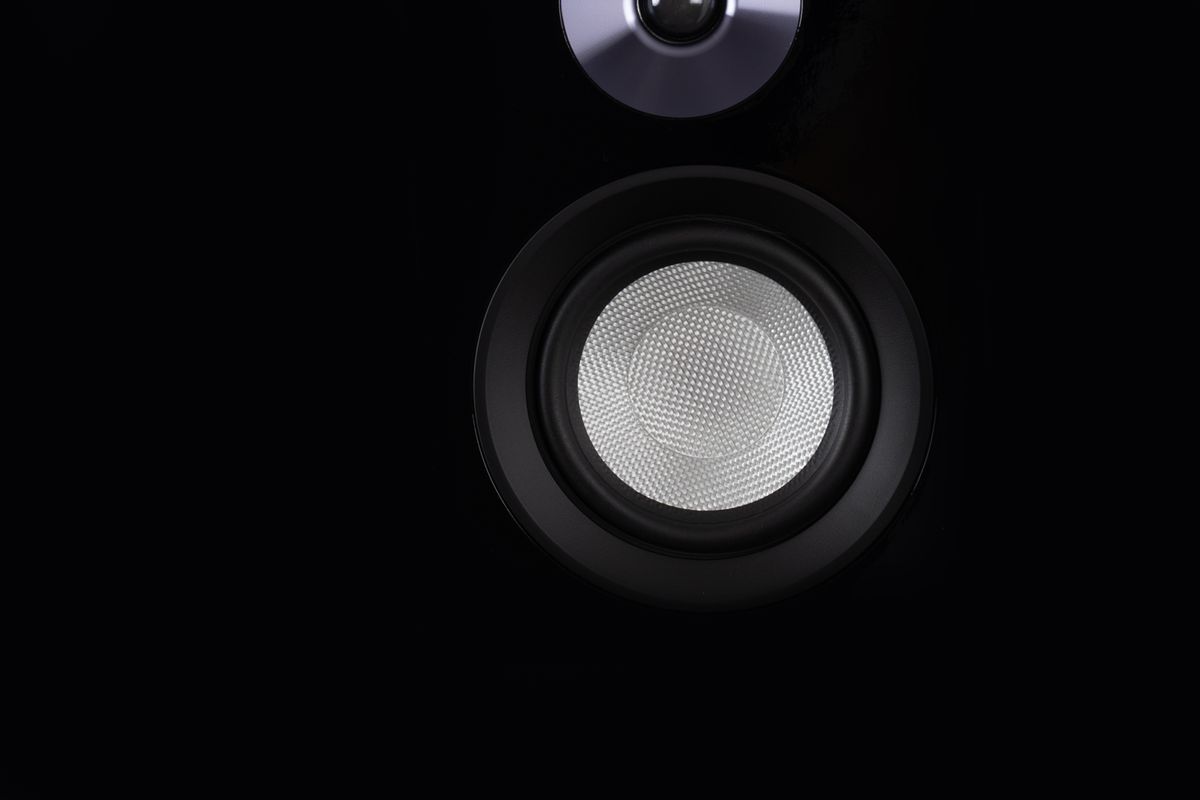 Reference High Performance Two-Way Bipolar Surround Speakers