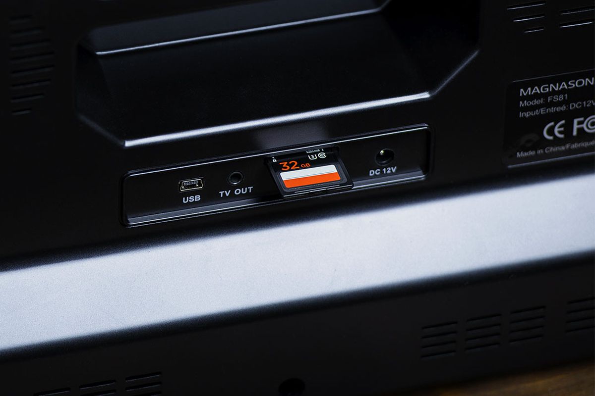 Super 8/8mm Digital Film Scanner | Magnasonic
