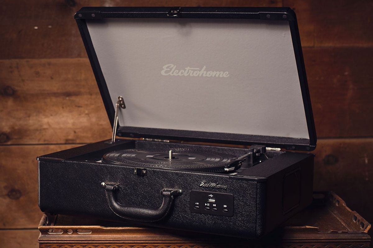 EANOS300 Archer Vinyl Record Player Classic Turntable | Electrohome