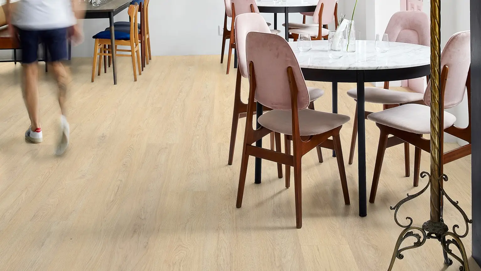How to maintain LVT flooring