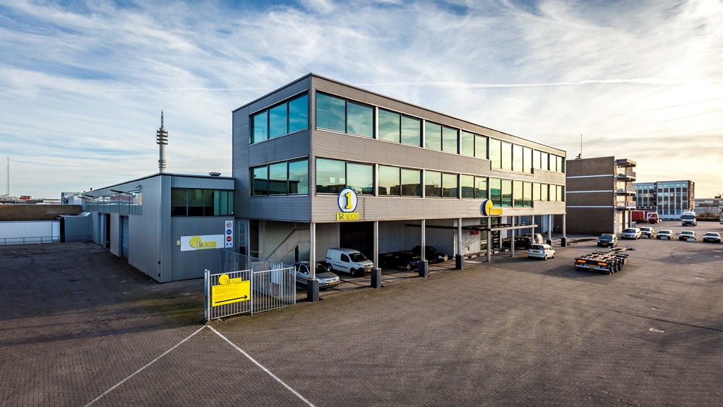 Tweetal verhuurtransacties aan de Smirnoffweg 22-24 te Rotterdam