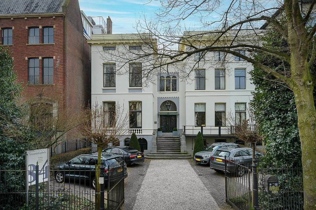 Historische villa aan de Westersingel 84 in Rotterdam verkocht aan een stichting.