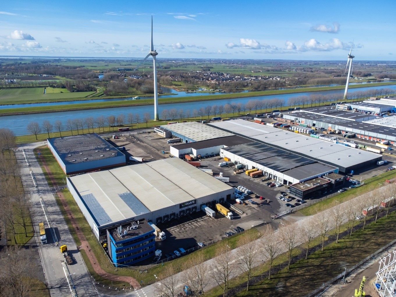 Mileway verhuurt 22.000 m² in Rotterdam-Botlek aan United Rentals International