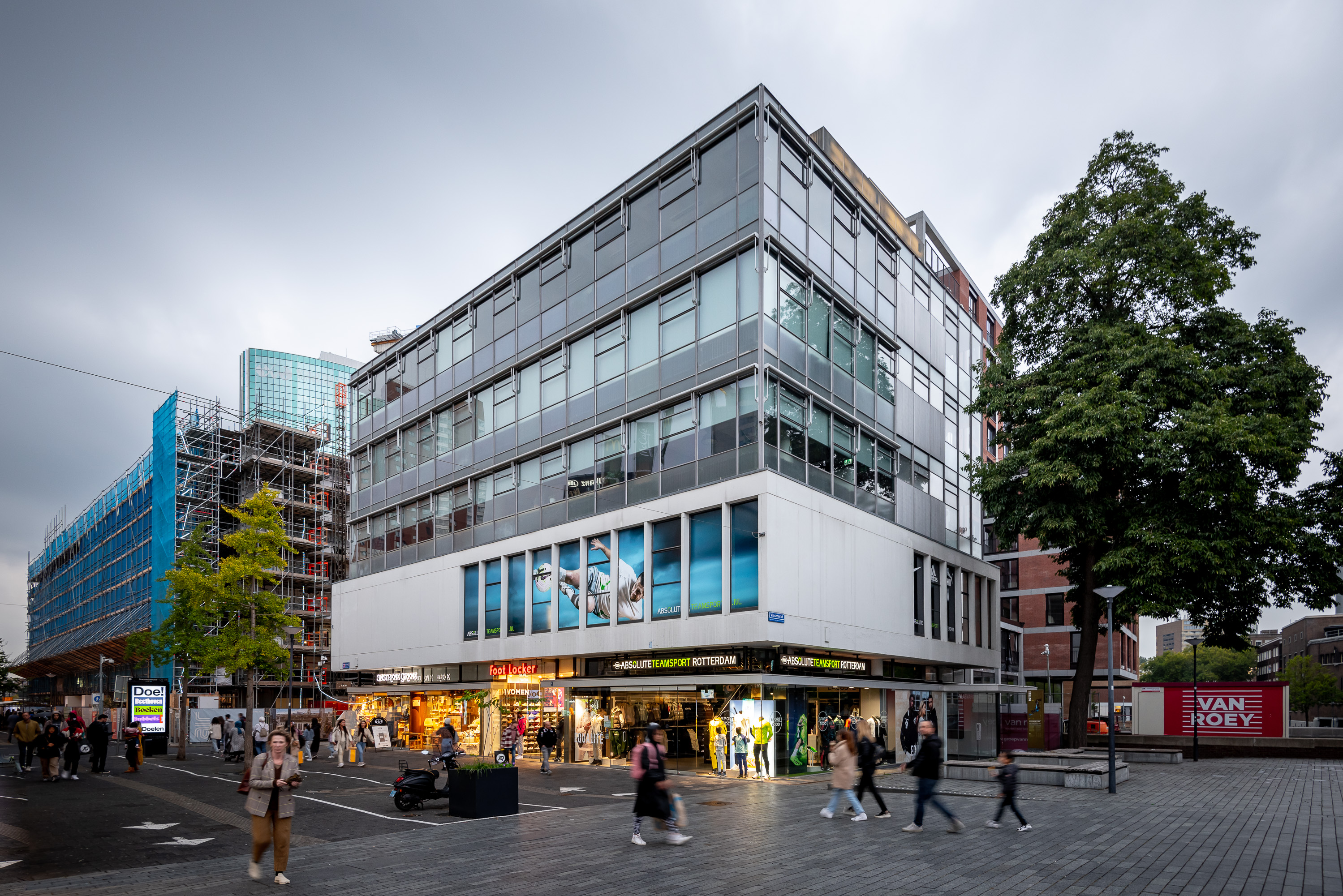 Ink.Fish huurt het HUF-gebouw in Rotterdam 