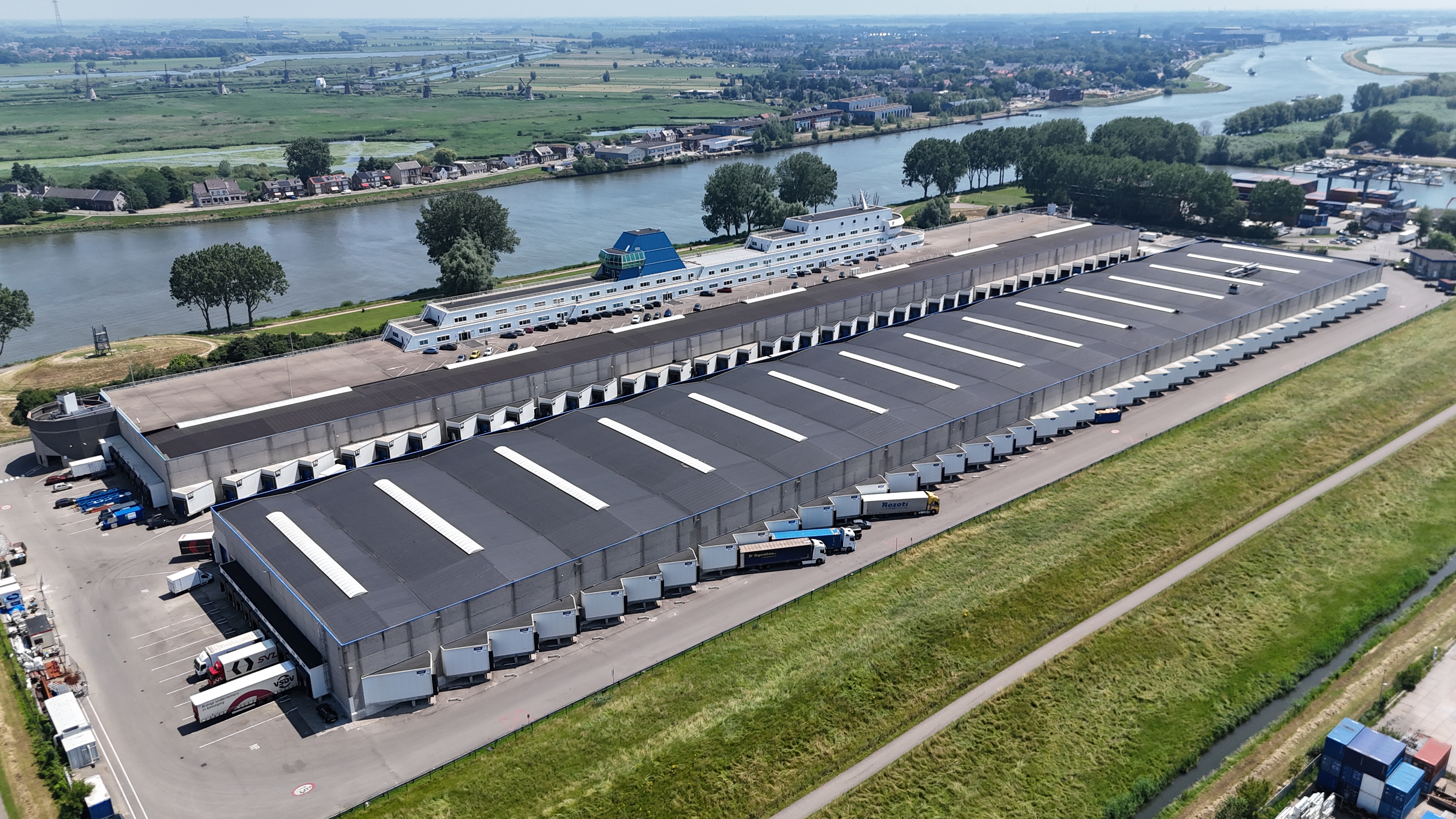 Ruim 7.000 m² logistieke ruimte verhuurd op Ridderhaven in Ridderkerk