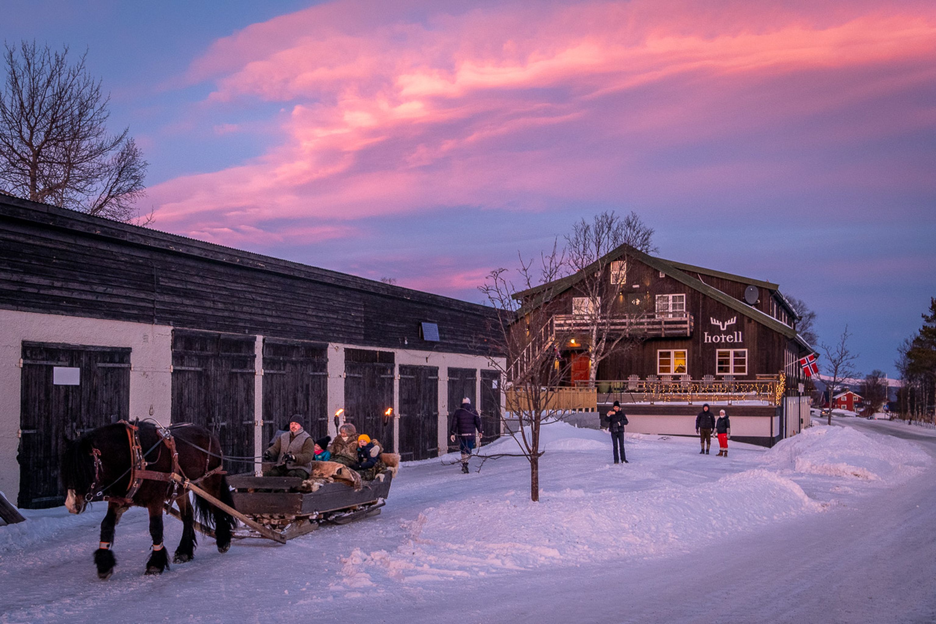 The Holiday Season at Skåbu Fjellhotell