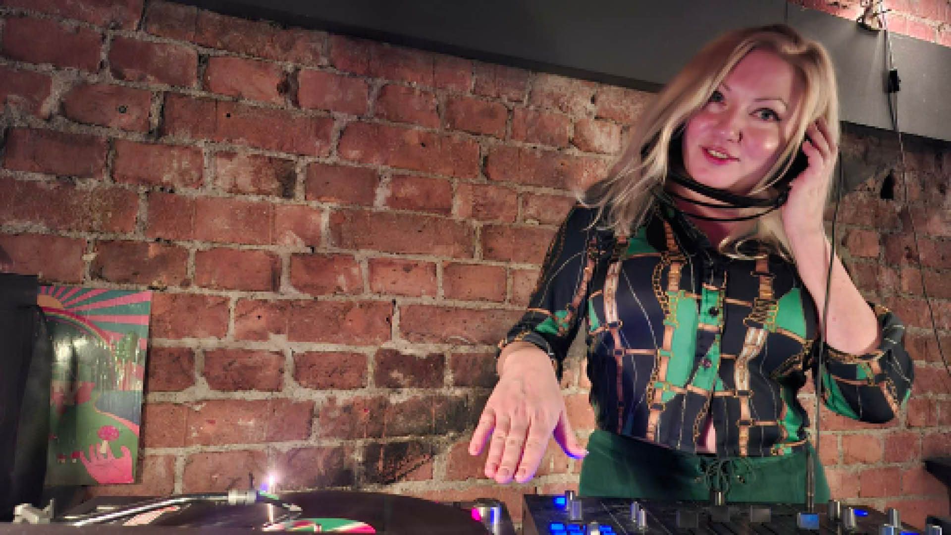 Liselotte Wennerstrand DJ Set Support Vendredi Sur Mer 29 maj 2026 Nalen Stockholm