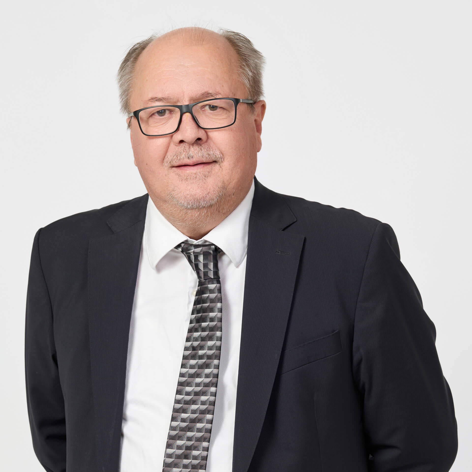 Dr. Simon Bertl als Geschäftsführer