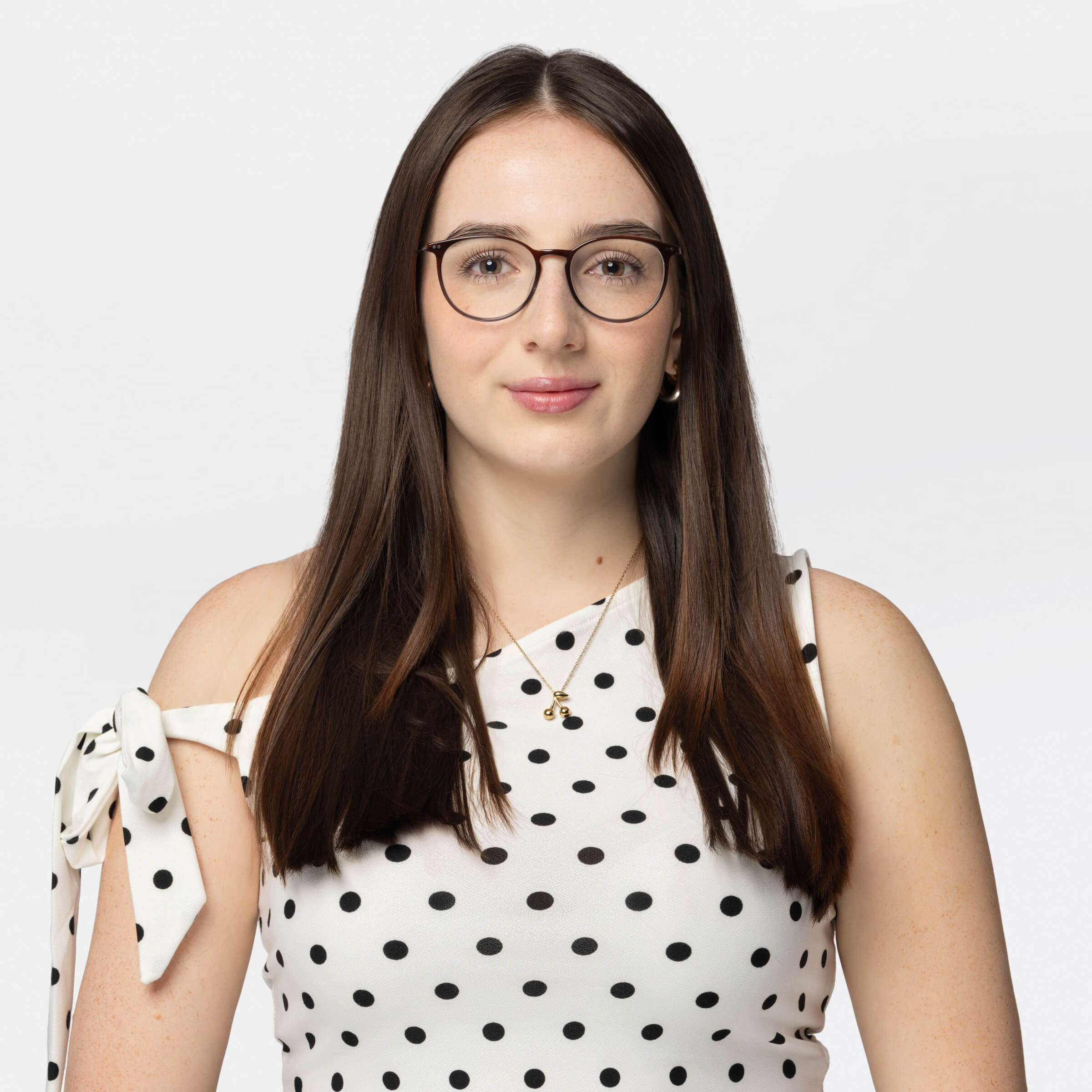 Magdalena als Teammitglied im Backoffice