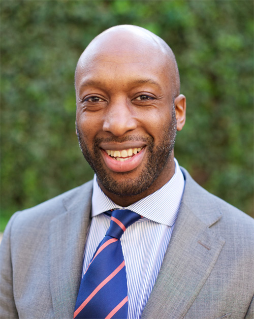 Dr John Chinegwundoh