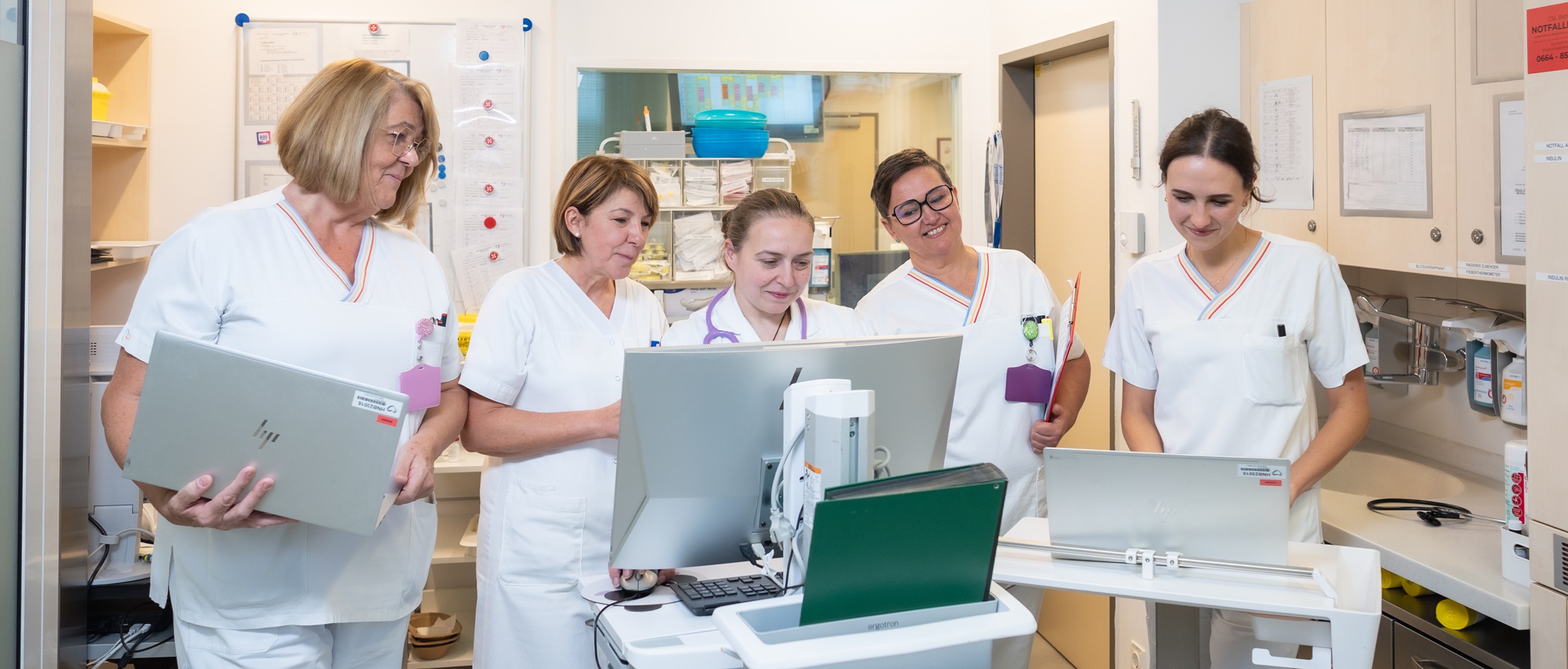 Pflegemitarbeiterinnen im  Herz Jesu KH