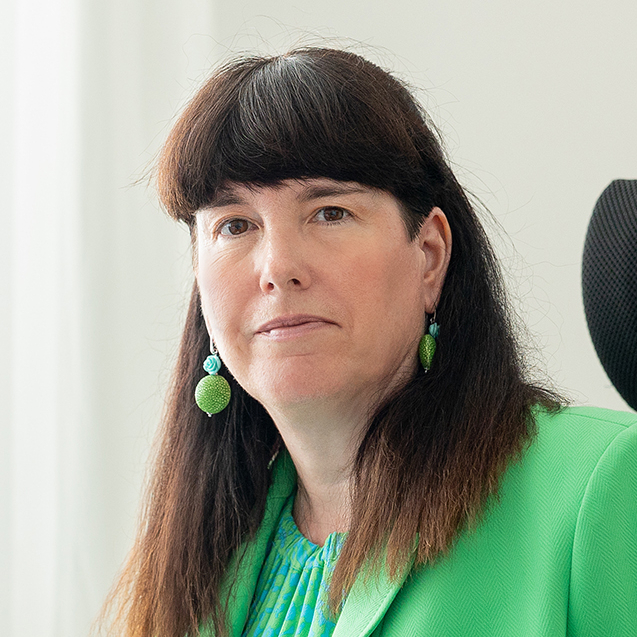 Ein Portätfoto von Michaela Latzelsberger.