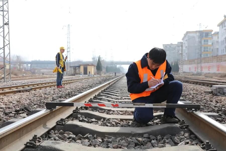 华为云盘古大模型5.0在铁路领域的应用