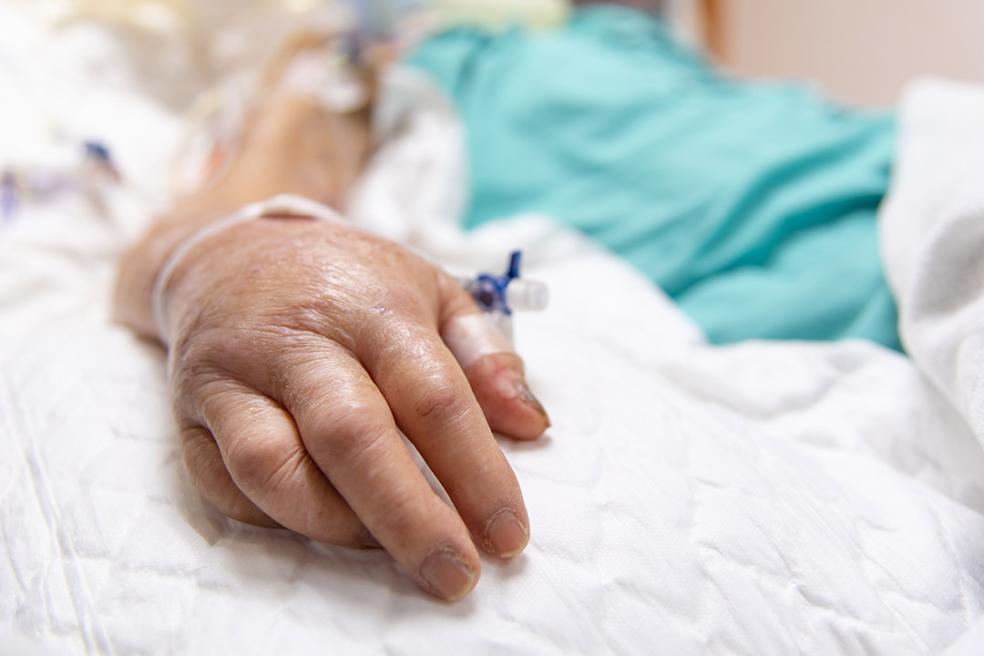 An elder patient hand