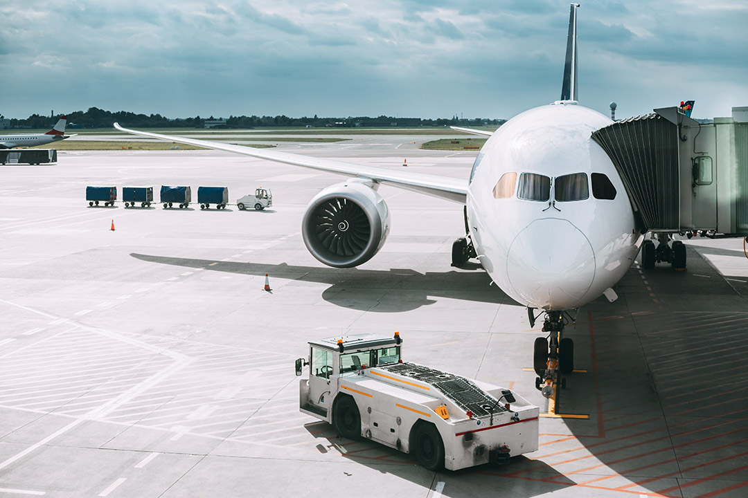 A commercial airliner on the tarmac